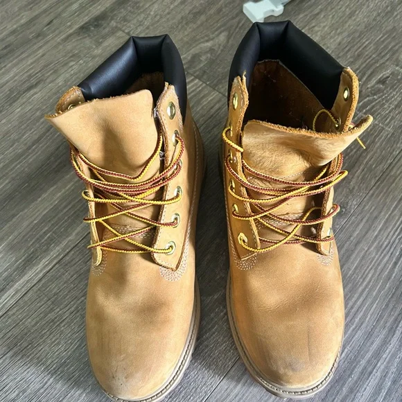 Timberland | Shoes | Timberland Tan And Black Boots Durable  display picture 3